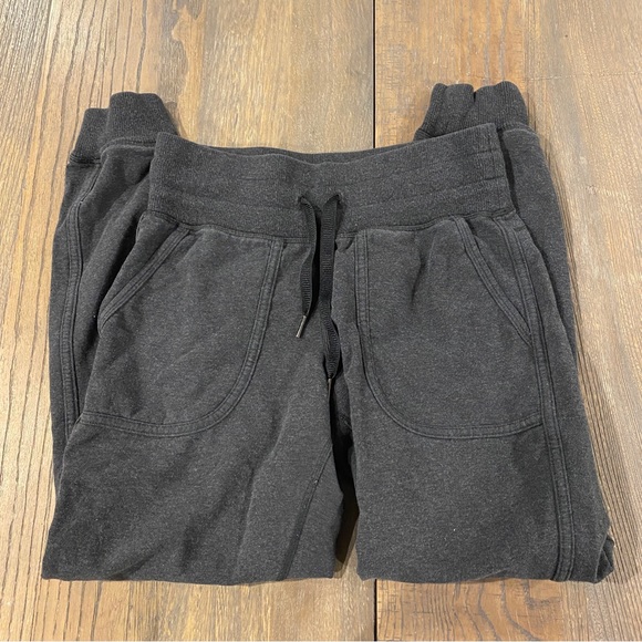 LULULEMON heather grey fleece joggers 4 - Picture 1 of 4